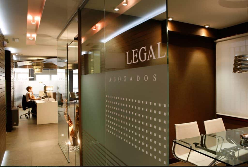 La Mejor Oficina Legal de Abogados Especialistas en Asuntos Legales de Accidentes en La Mirada California
